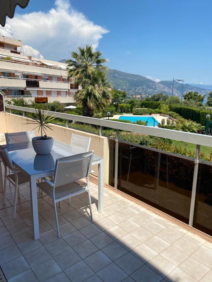 Apartament Superbe 2P Vue Mer, Ensoleille, Piscine Roquebrune-Cap-Martin Zewnętrze zdjęcie